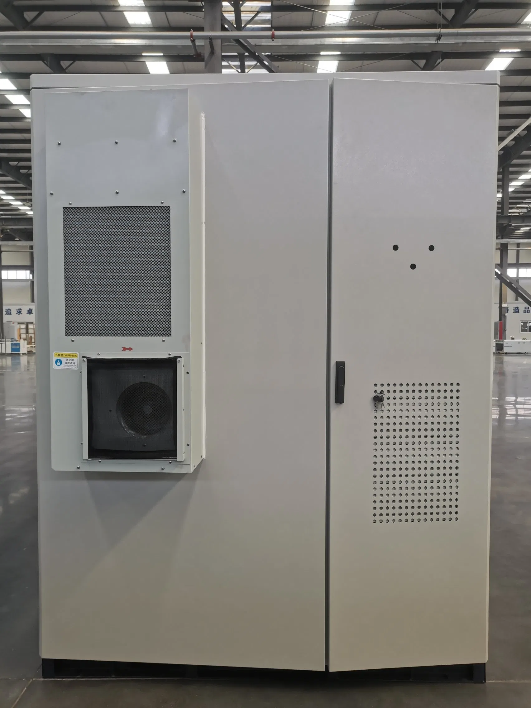 100kw/215kwh Ess Air Liquid Cooling Bess Energy Storage Container Industrial &amp; Commercial Solution VDE4105
