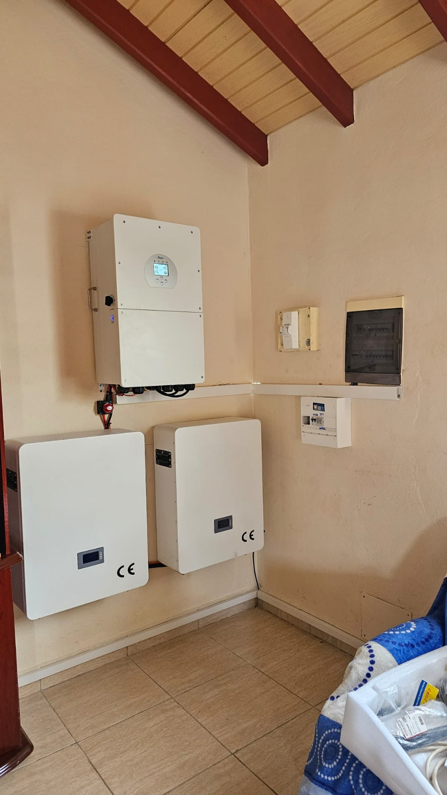 48kWh hybrid grid household storage project