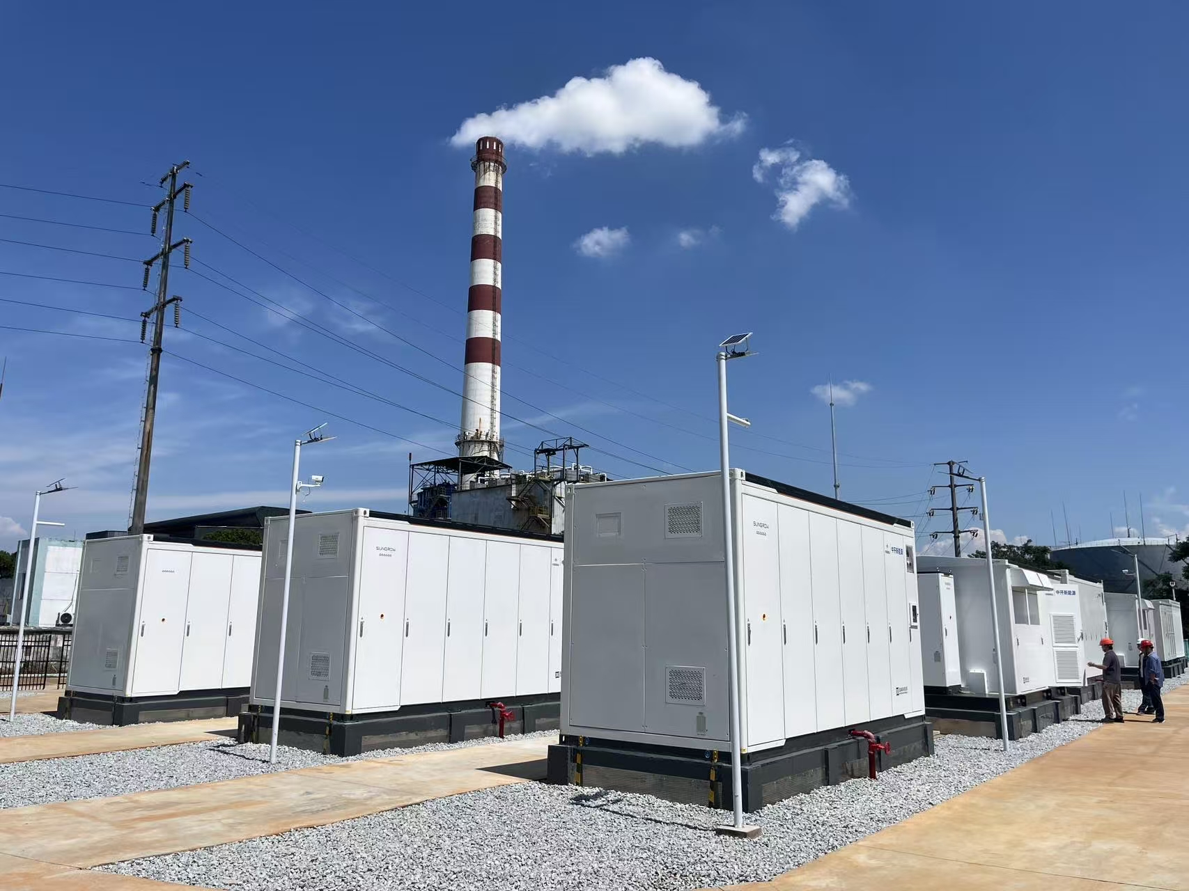 Liquid-Cooled LiFePO4 Battery Container High-Density Utility-Scale Hybrid Grid Solar ESS