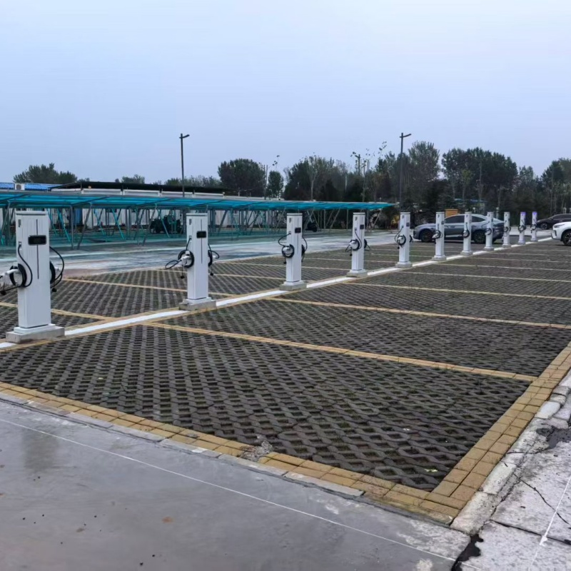 Portable Solar-Powered 11kw EV Charging Station for Eco-Friendly Travel