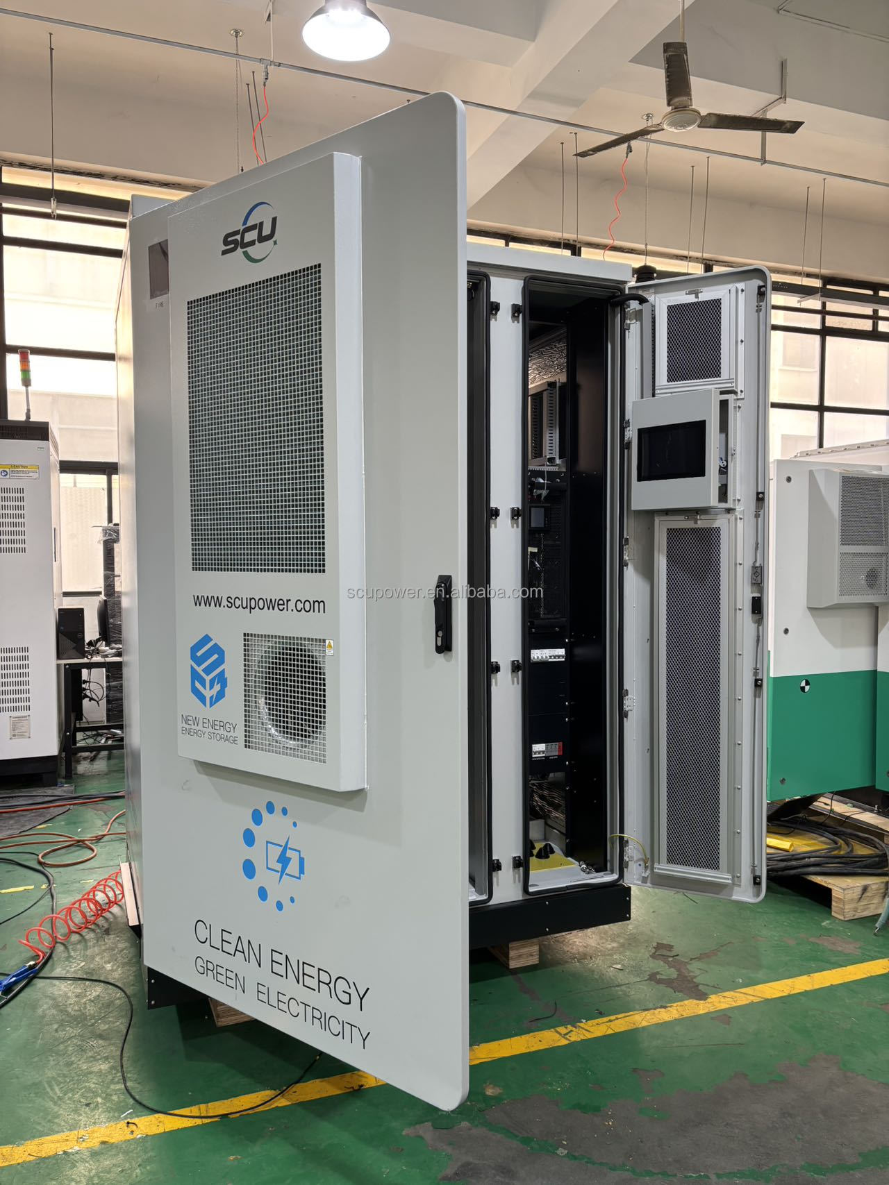 Multiple source solar/wind/diesel generator/grid sourced intelligent battery energy storage system 215KWH 100KW with EMS
