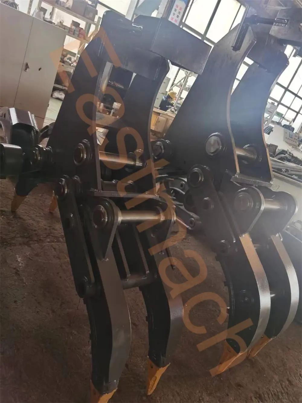 Excavator Grapple Detail 1