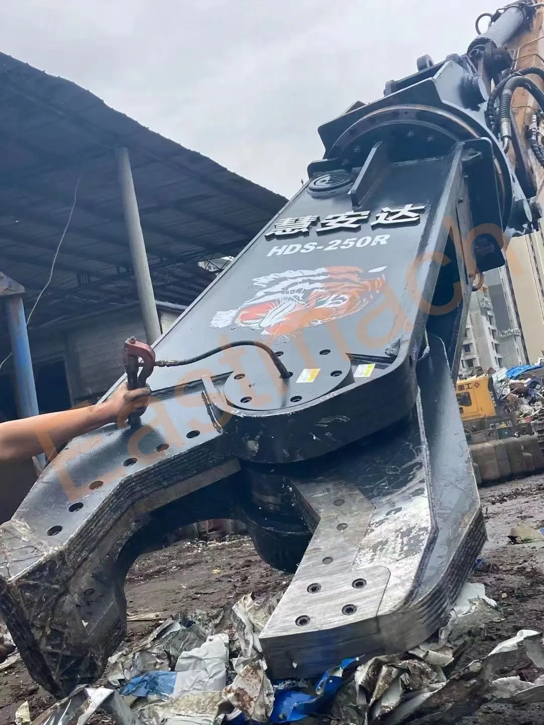 Hydraulic shear close up