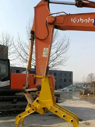 Mechanical Grape Feature 1