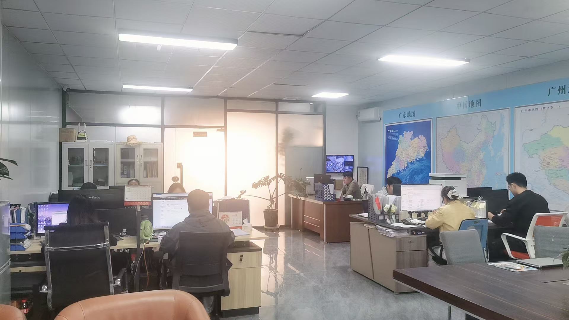 Huilian Intelligent Warehouse Equipment factory overview — 18,500㎡ manufacturing facility in Dongguan
