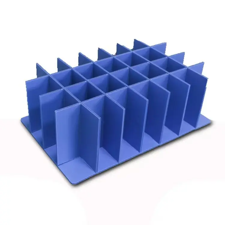 Bottom-support custom plastic divider