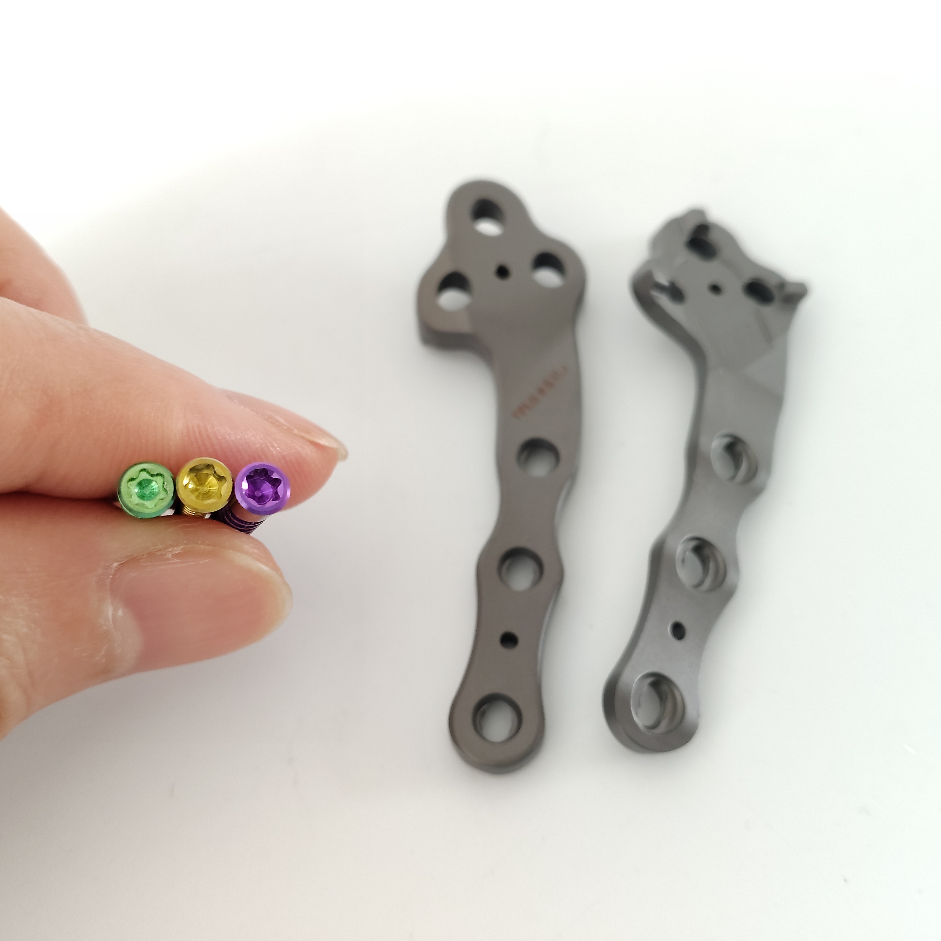 Veterinary Orthopedic Locking Plate Cloverleaf Fusion LCP Titanium Bone Plate TPLO Plate 2.0 2.4 2.7 3.5