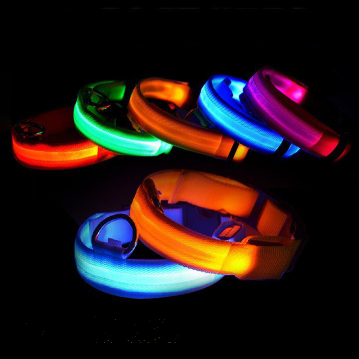 Glow in The Dark Dog Collar Rechargeable LED Light up Pet Necklace for Small Medium Large Dogs Safety Walking at Night