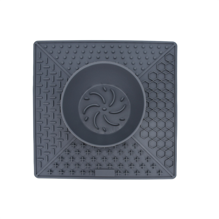 Eco-Friendly Pet Feeding Lick Mat Silicone Pet Slow Feeder Dog Bowl with Mat for Dog Pet Anxiety Relief
