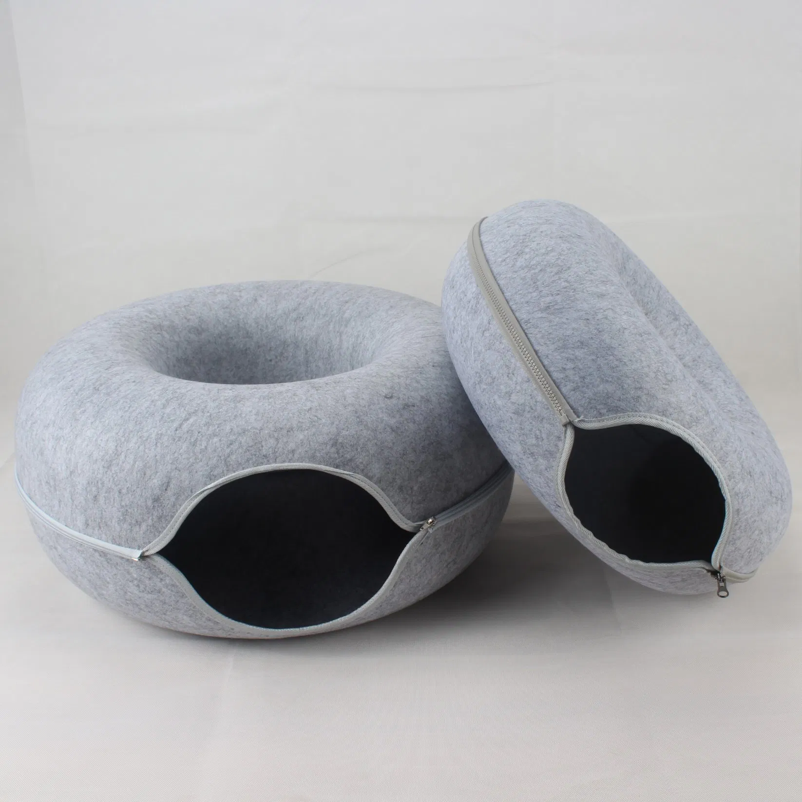 Wholesale New-Style Customized Design Popular Colorful Breathable Fabric Pet Cat Donut Cat Calming Nest