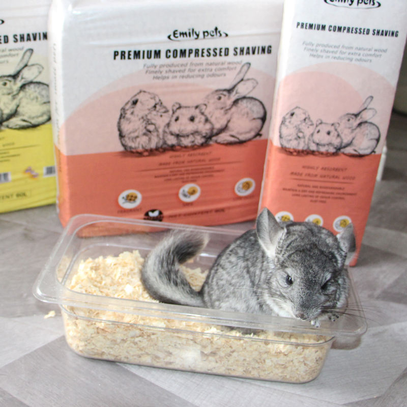 Nimal Bedding for Small Indoor and Outdoor Pets