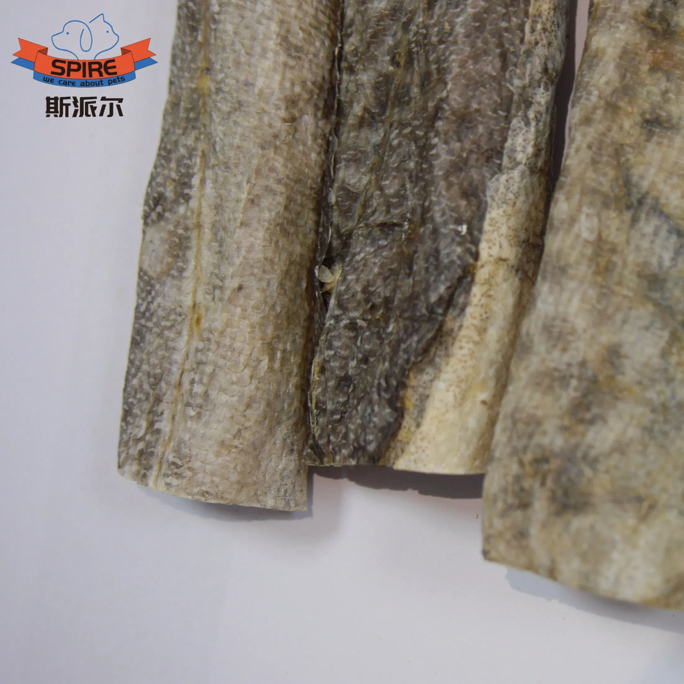 OEM Dog Food Supplier Deep Sea Cod Fish Skin Rolls Snack Pet Product for Dog