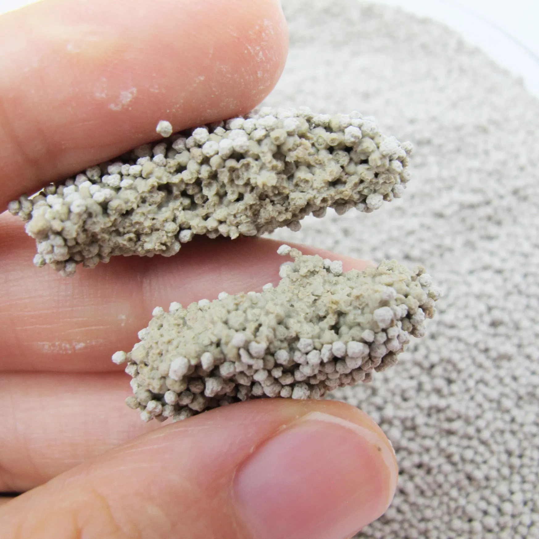 Natural Wholesale 1-2mm Easy Cleaning Spherical Miller Bentonite Ball Cat Litter Kitty Sand Pet Supply