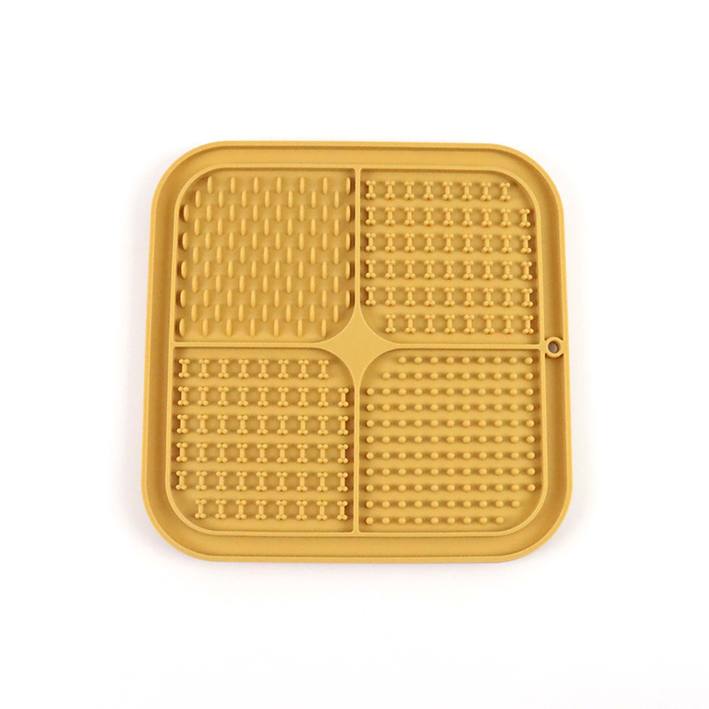 Silicone Slow Feeder Lick Pad Dog Licking Mat with Suction Cups Calming Treat Mat and Iq Training Puzzle Toys for Pets