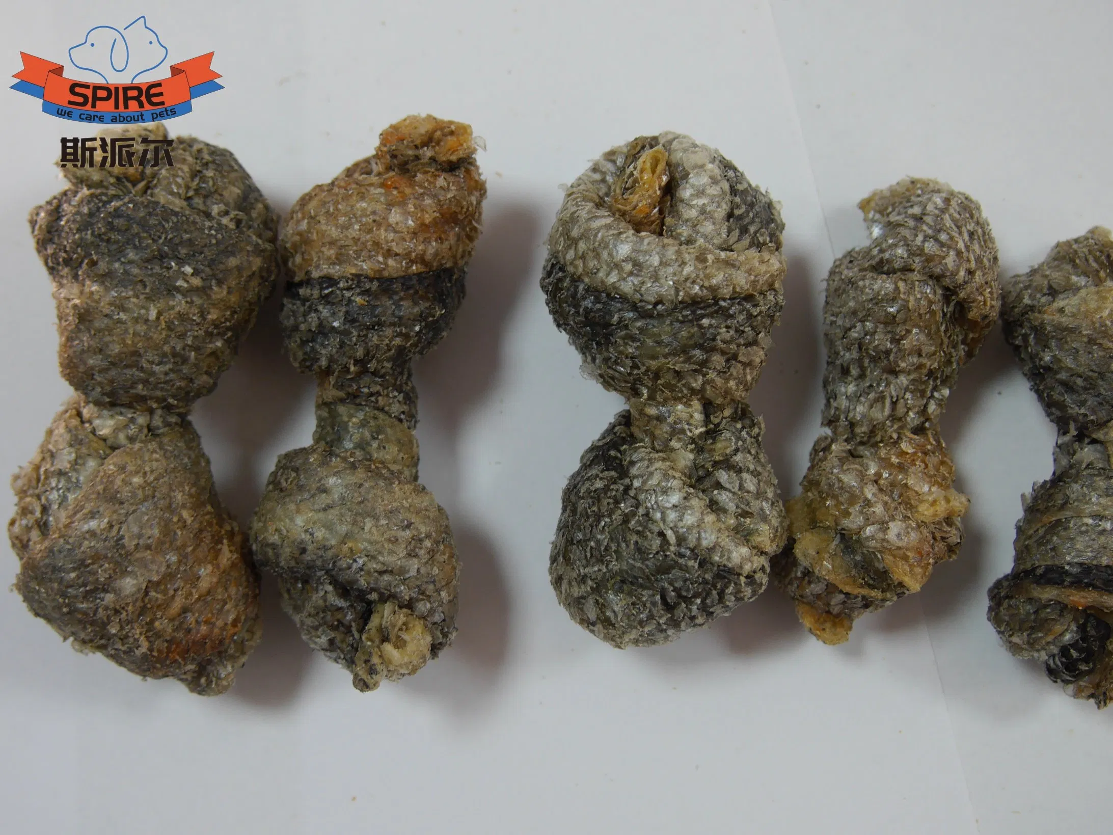 China OEM Factory Custom Label Deep Sea Salmon Skin Knotted Bone Pet Product