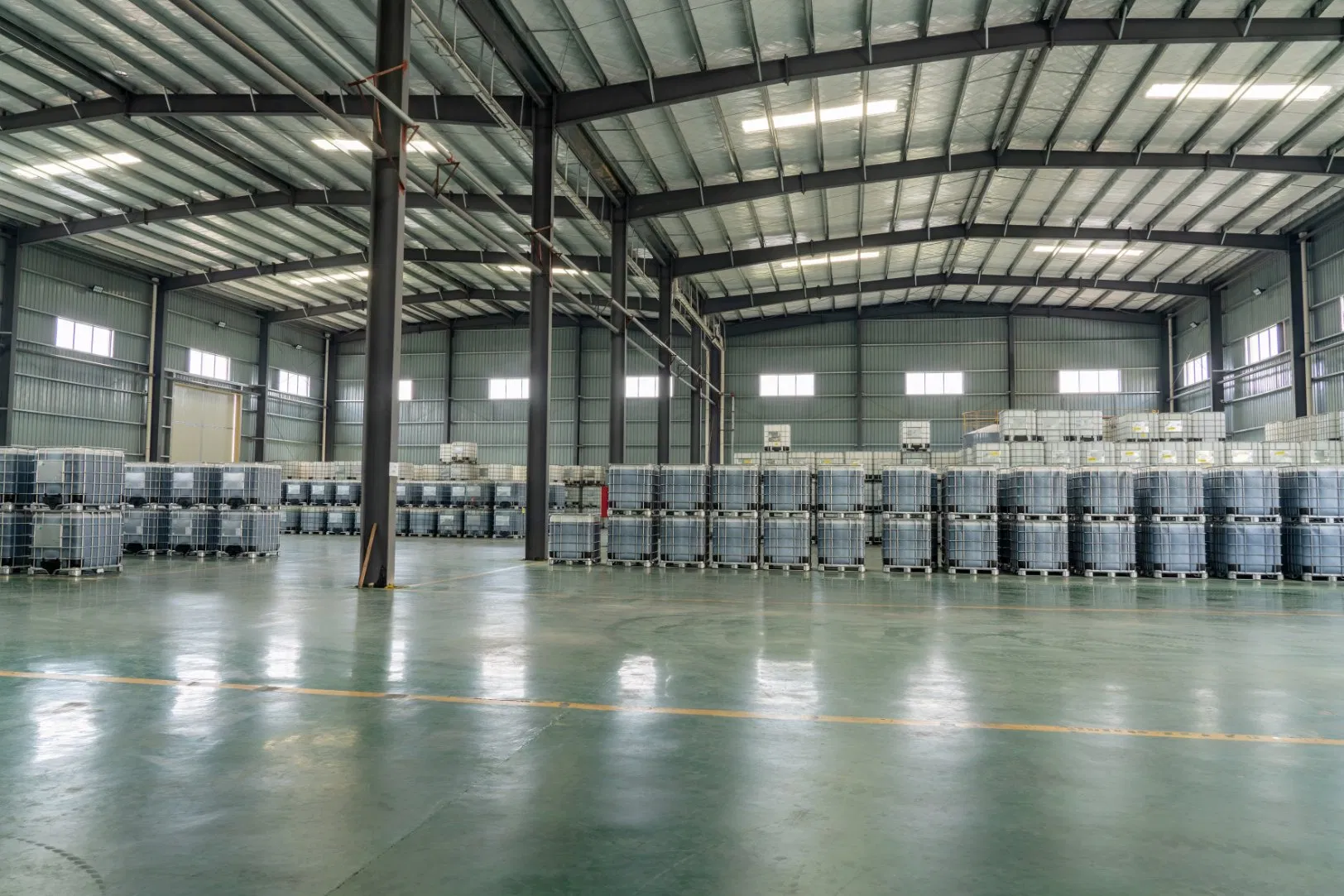 High-Performance Vanadium Flow Battery for Renewable Energy Storage