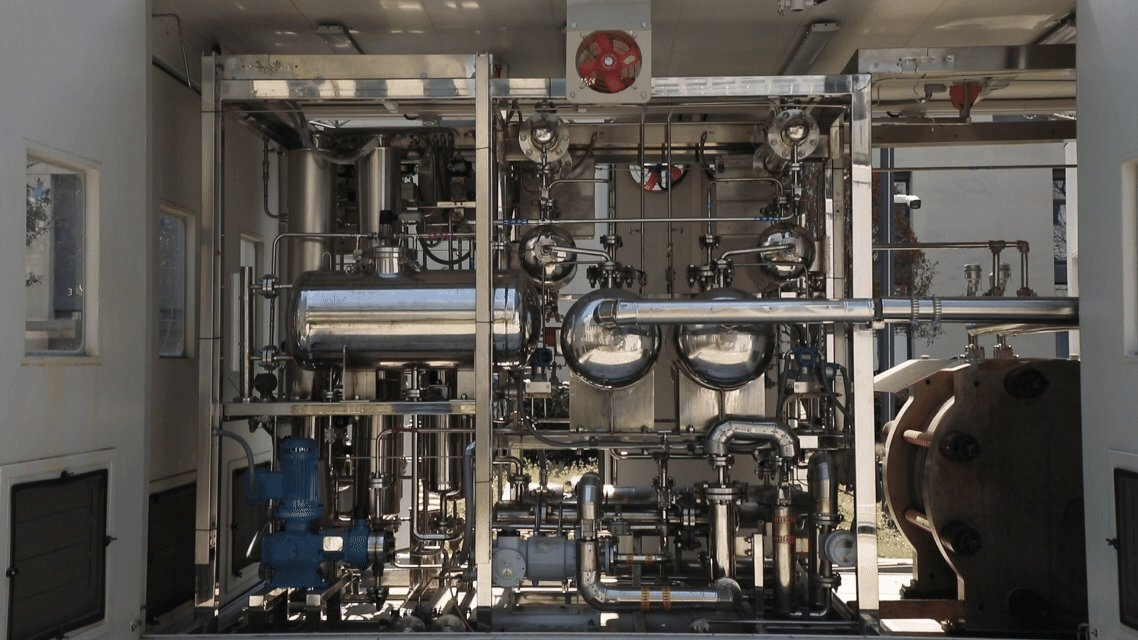 Large-Scale Hydrogen Production System for Sustainable Energy Solutions