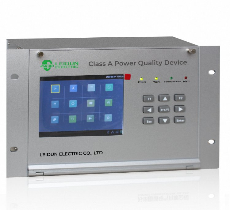 Real-Time Power Quality Monitoring Device for Advanced Analysis