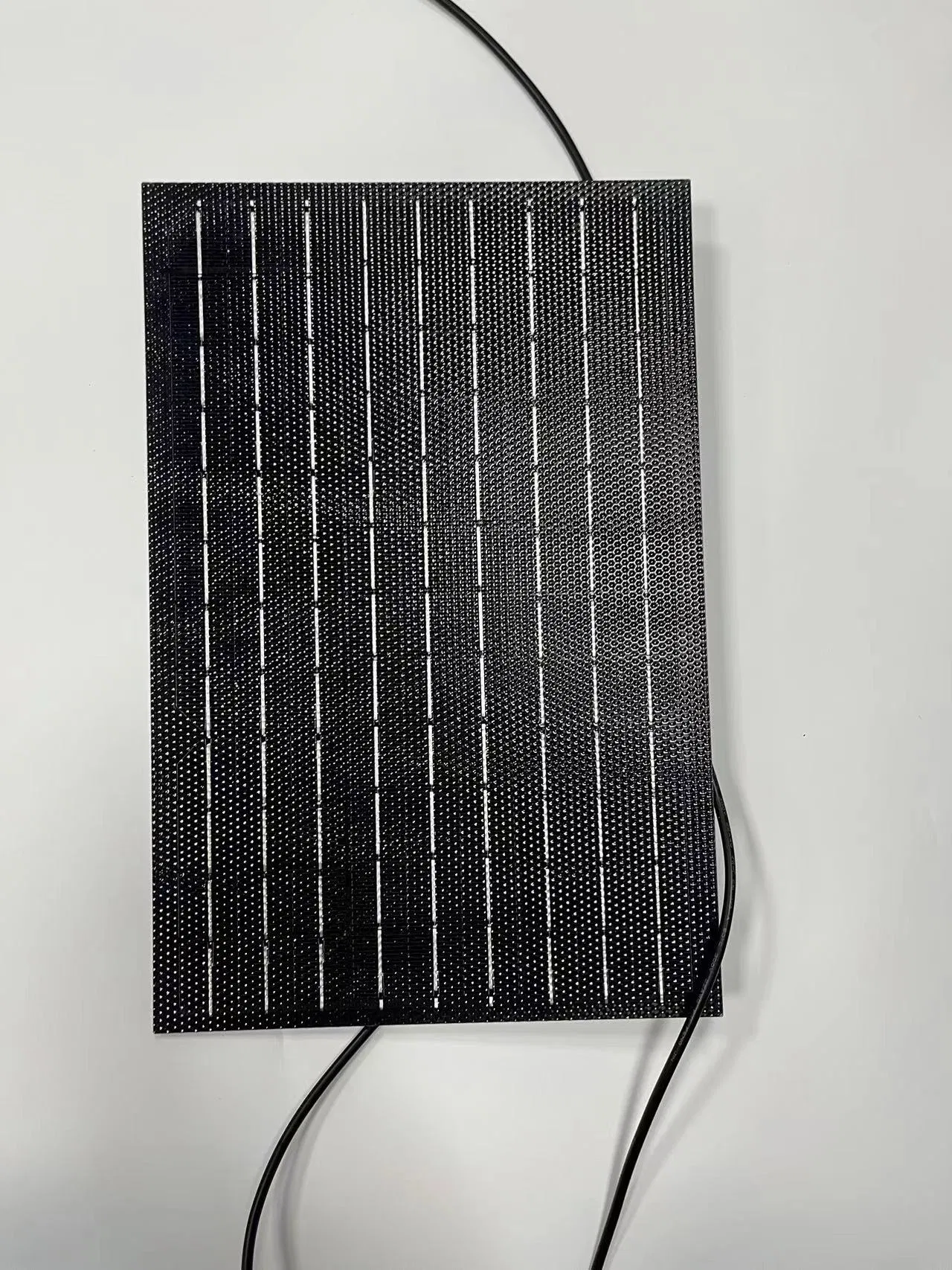 Complete Solar Kit for Efficient Outdoor Charging and Lighting