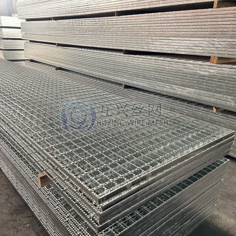 Hot DIP Galvanized Welded Steel Grate Smooth Type Rectangular Flat Bar Steel Grid for Steel Walkways Drainage Gutter