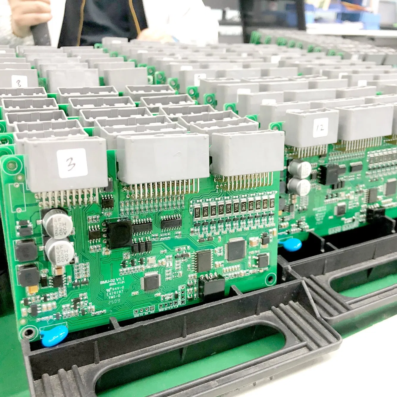 Smart Lithium Battery Management System for Electric Vehicles