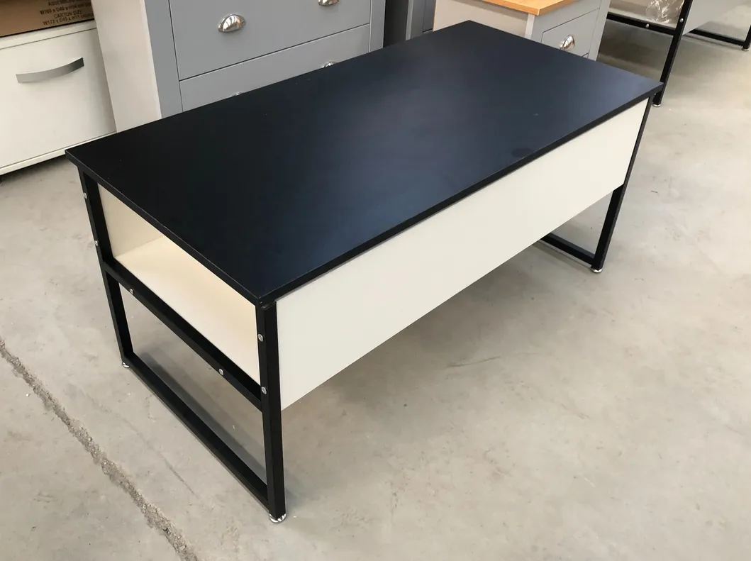 Coffee Table Detail View