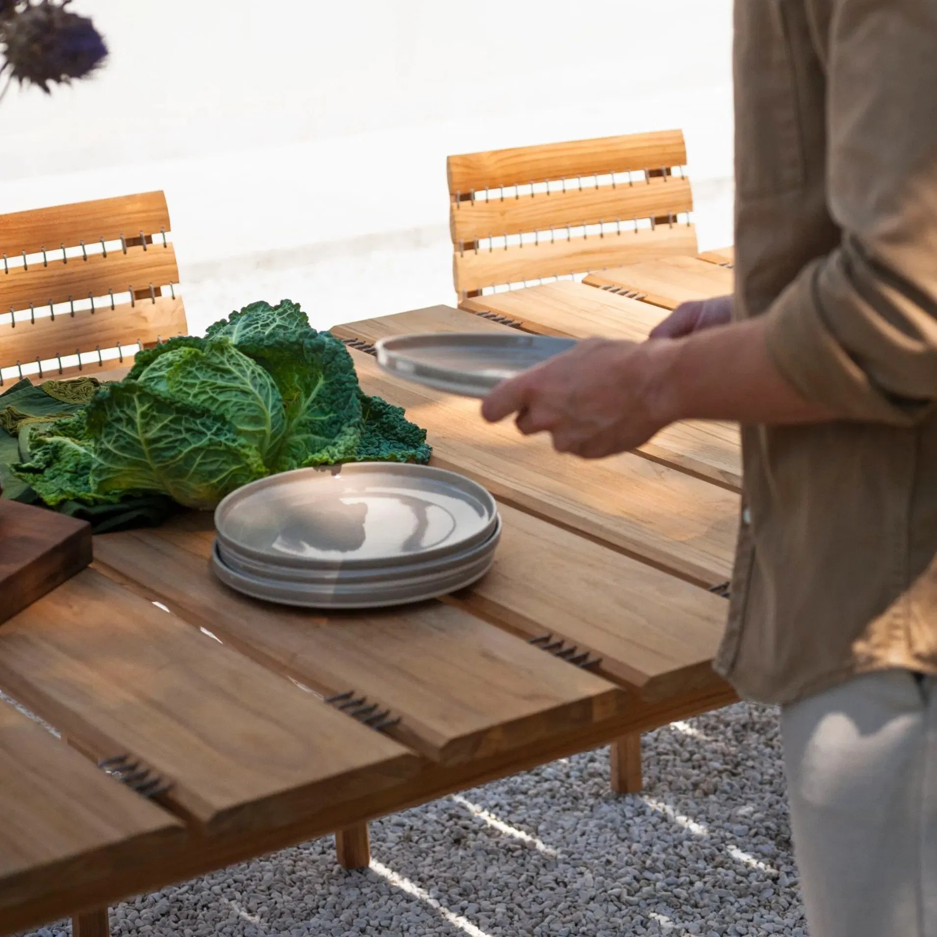 High-End Design Outdoor Wooden Balcony Furniture Garden Teak Dining Table