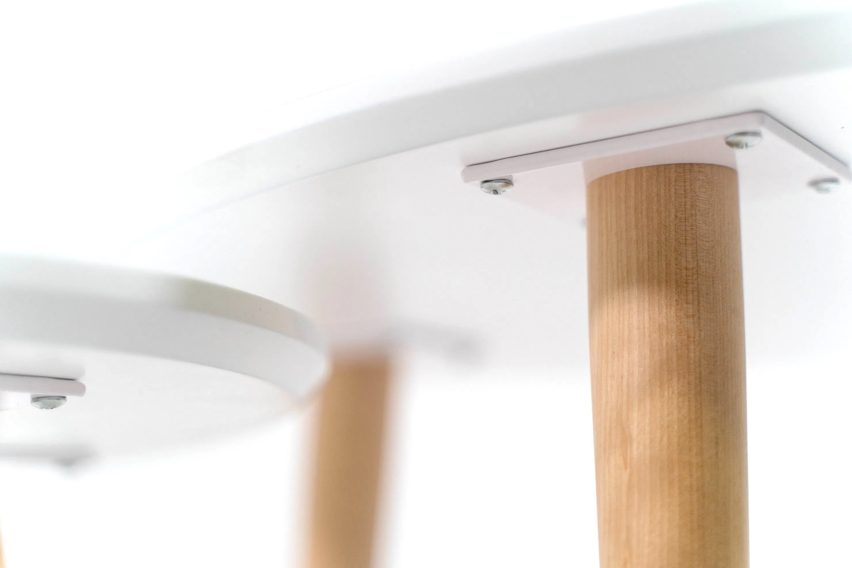 Modern Solid Wood Coffee Table Set with White Round Tops &amp; Tray Accommodation for Living Room