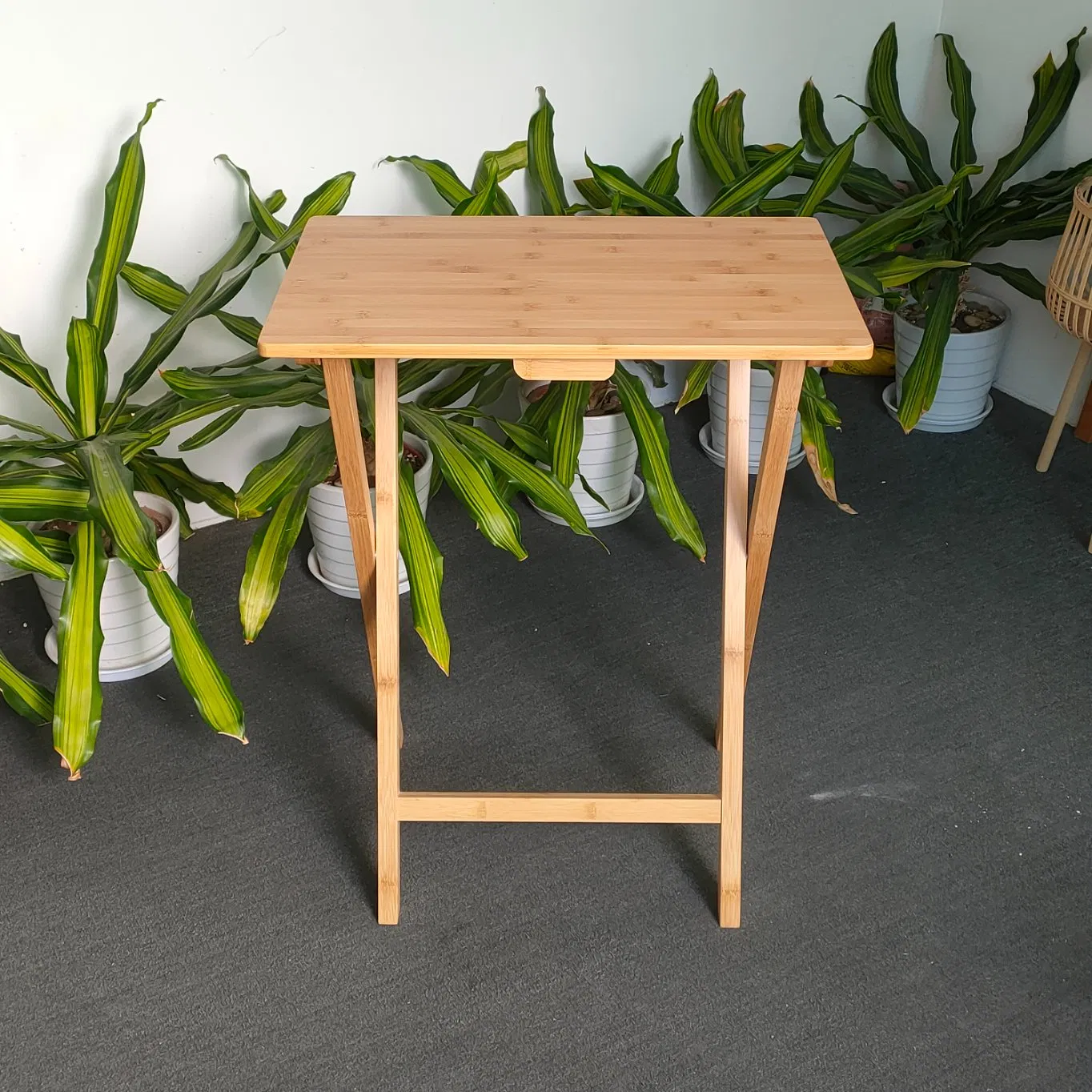 Natural Solid Wood Bamboo Outdoor Tables Garden Small Side Table Picnic Table for The Home Patio Outdoor Wooden Furniture