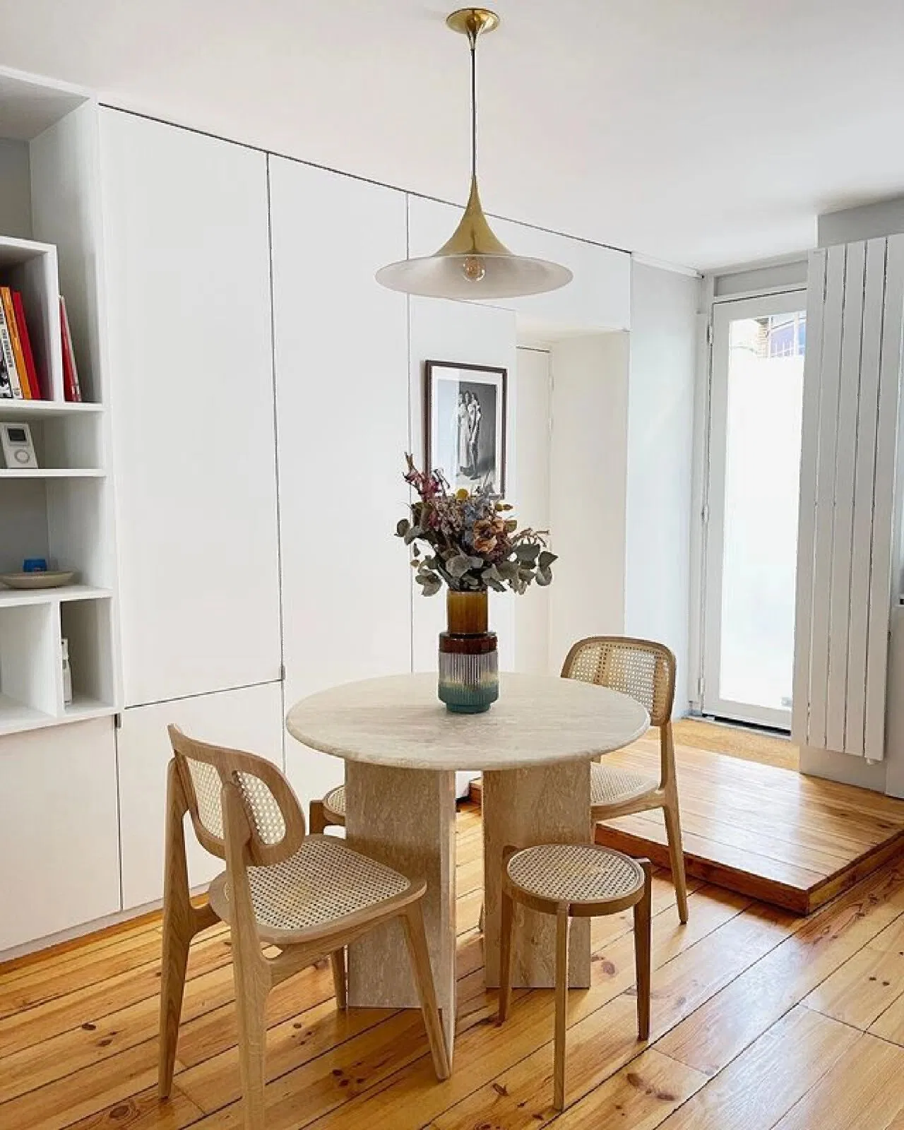 Wholesale Price Italian Light Luxury Marble Stone Furniture Travertine Dining Room Various Design Marble Dining Table for Living Room