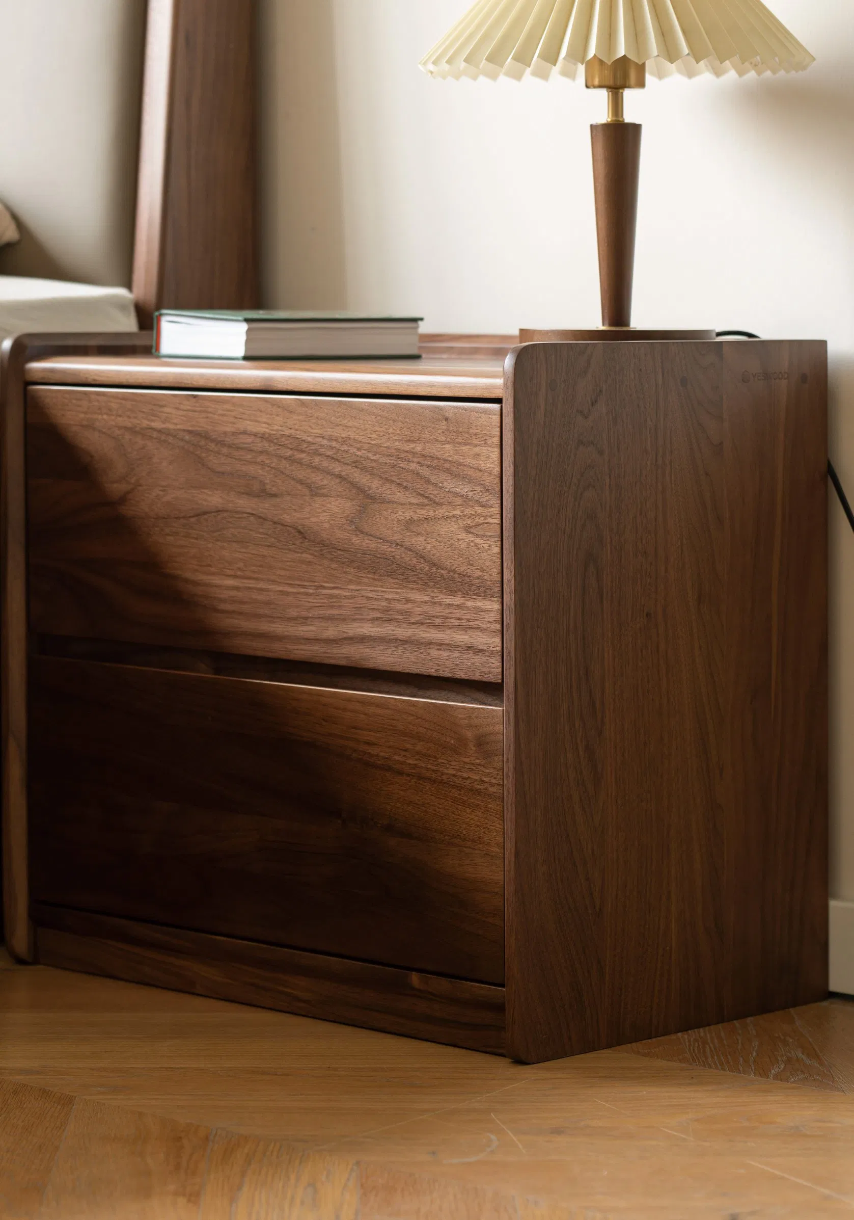 Classic Durable Solid North American Black Walnut Family Bedroom Bedside Table