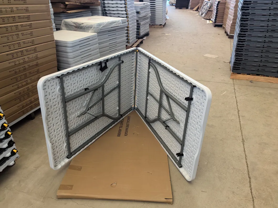 Folding Table Detail 5