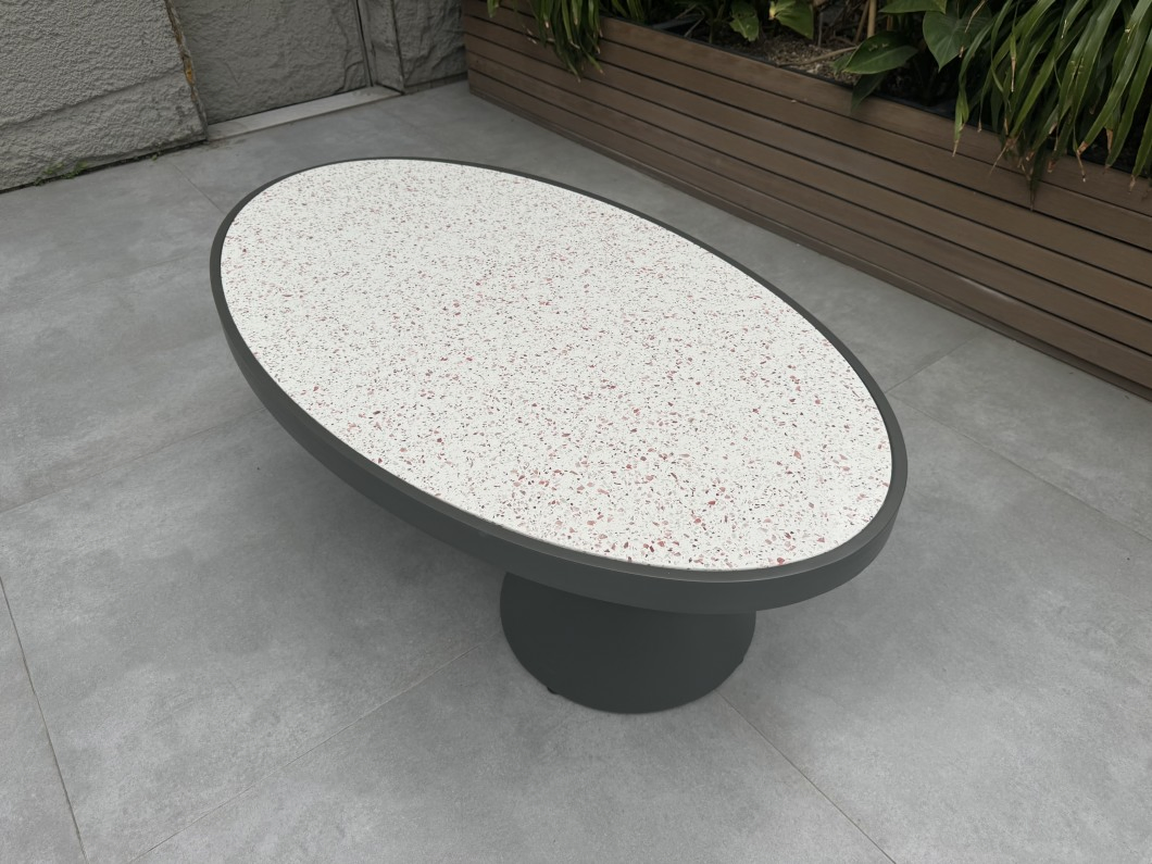 Innovative Garden Furniture Round Side Tables Modern Restaurant Patio Outdoor Furniture Coffee Bar Table