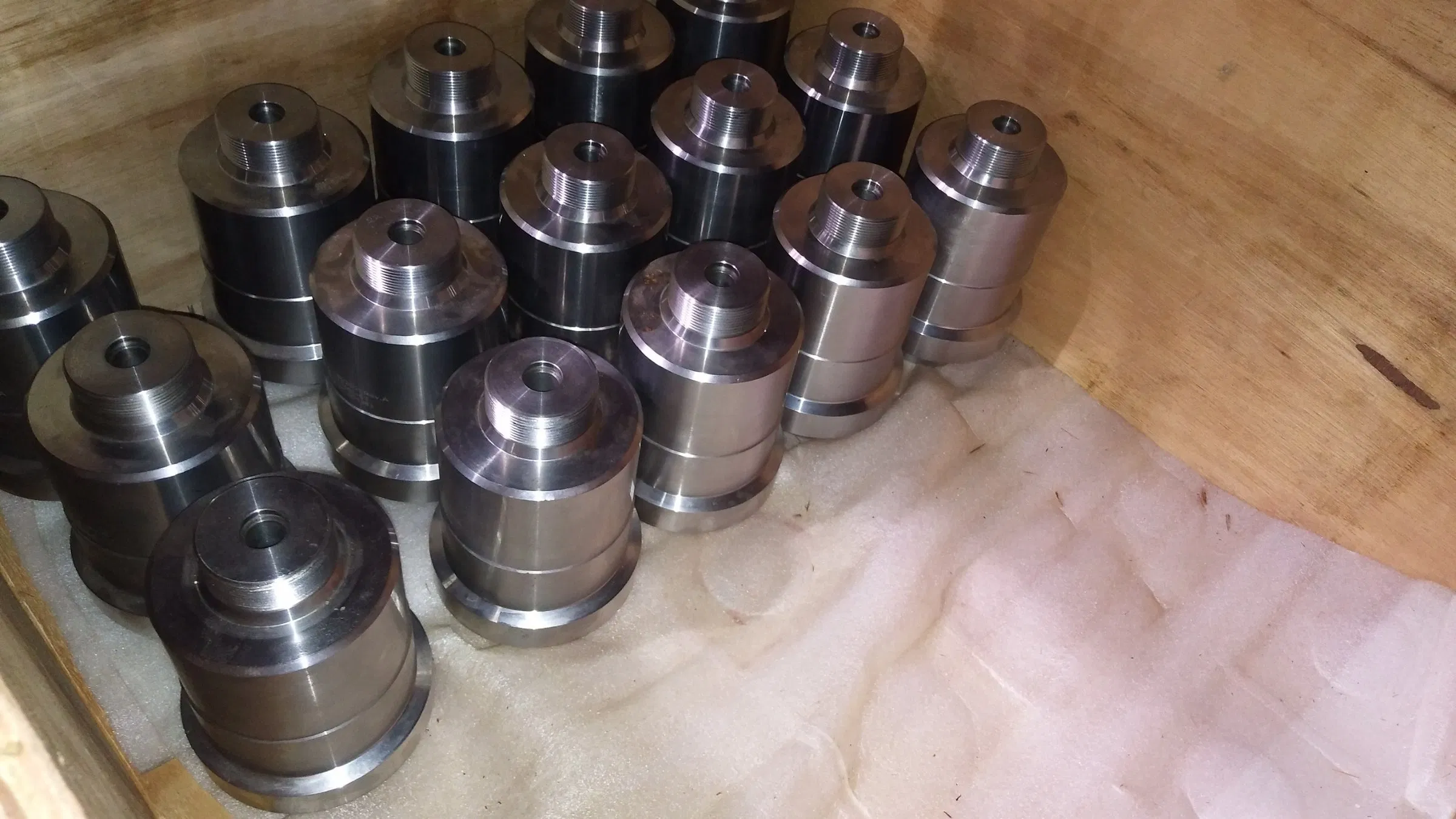 Progressive Die Stamping of Zinc Plated Diaphragm Cover