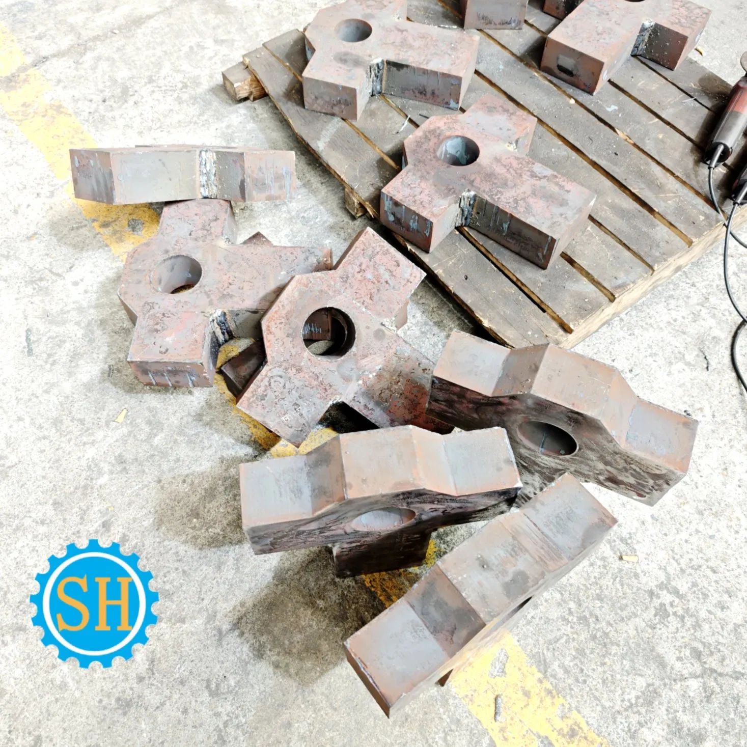 Custom Casting Iron Steel Alloy T-Shape Seat Parts Sand Castings Machining Services