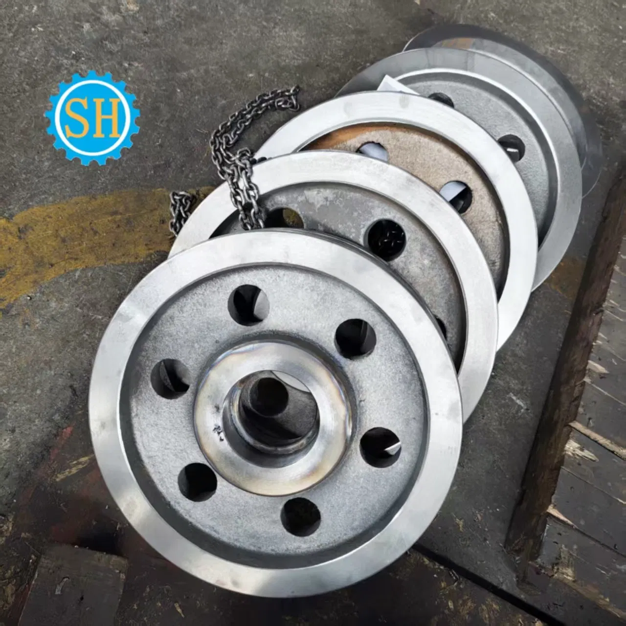 Custom Casting Steel Wheel Hub Parts CNC Turning Milling Drilling Machining Services