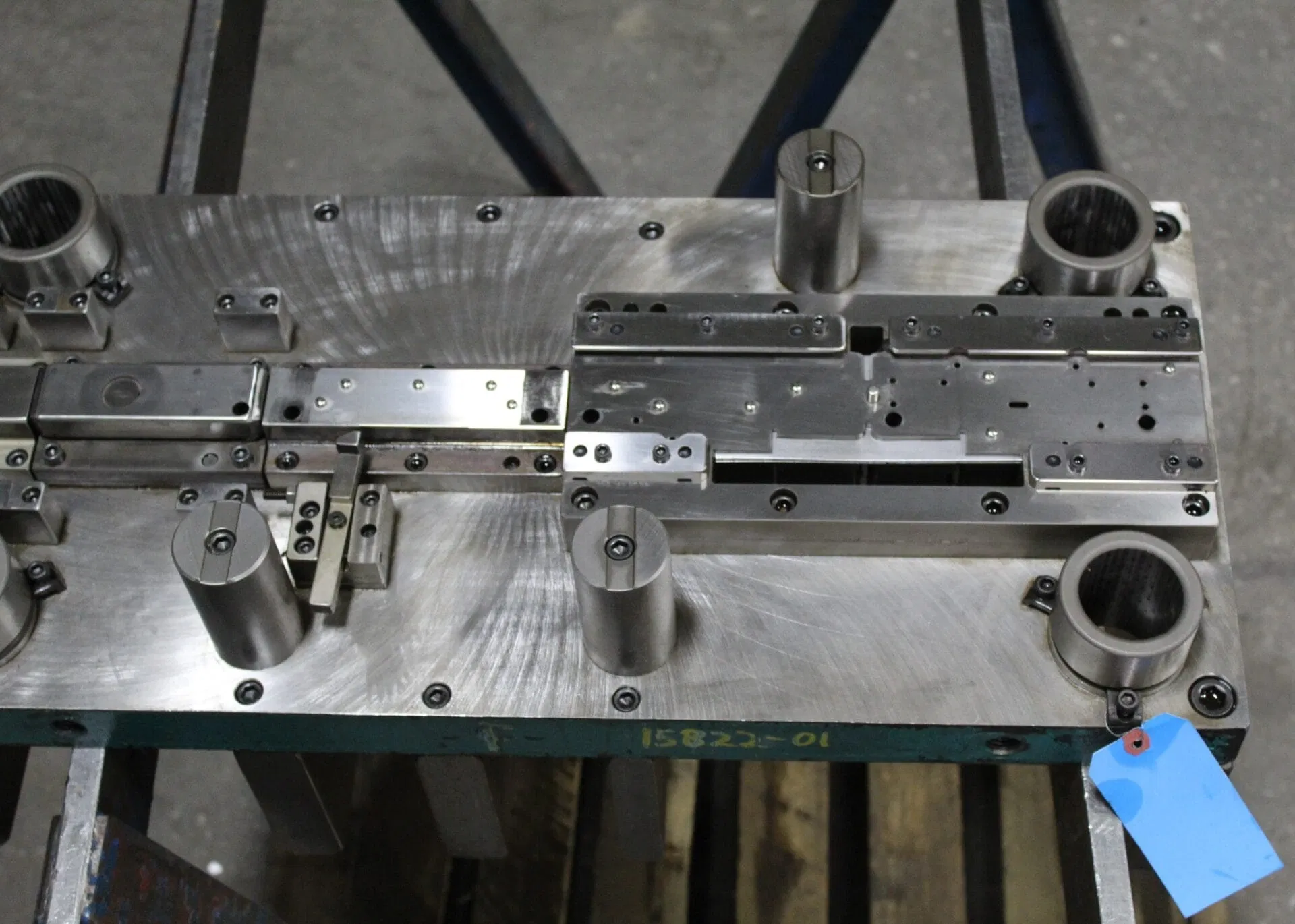 Custom Metal Stamping Progressive Die Steel Copper Aluminum Stamping Tool Auto Electronics