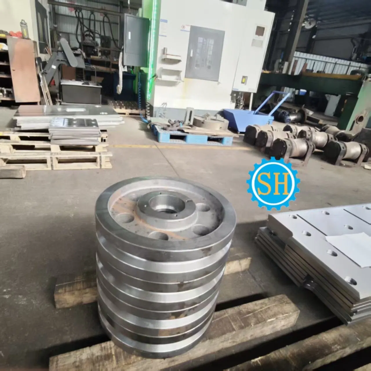 Custom Casting Steel Wheel Hub Parts CNC Turning Milling Drilling Machining Services