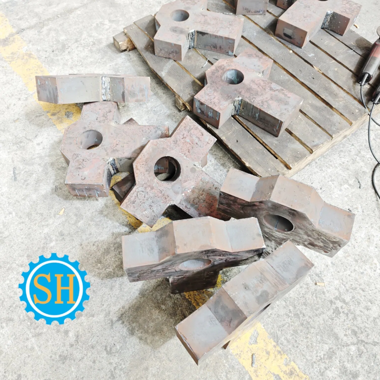 Custom Casting Iron Steel Alloy T-Shape Seat Parts Sand Castings Machining Services