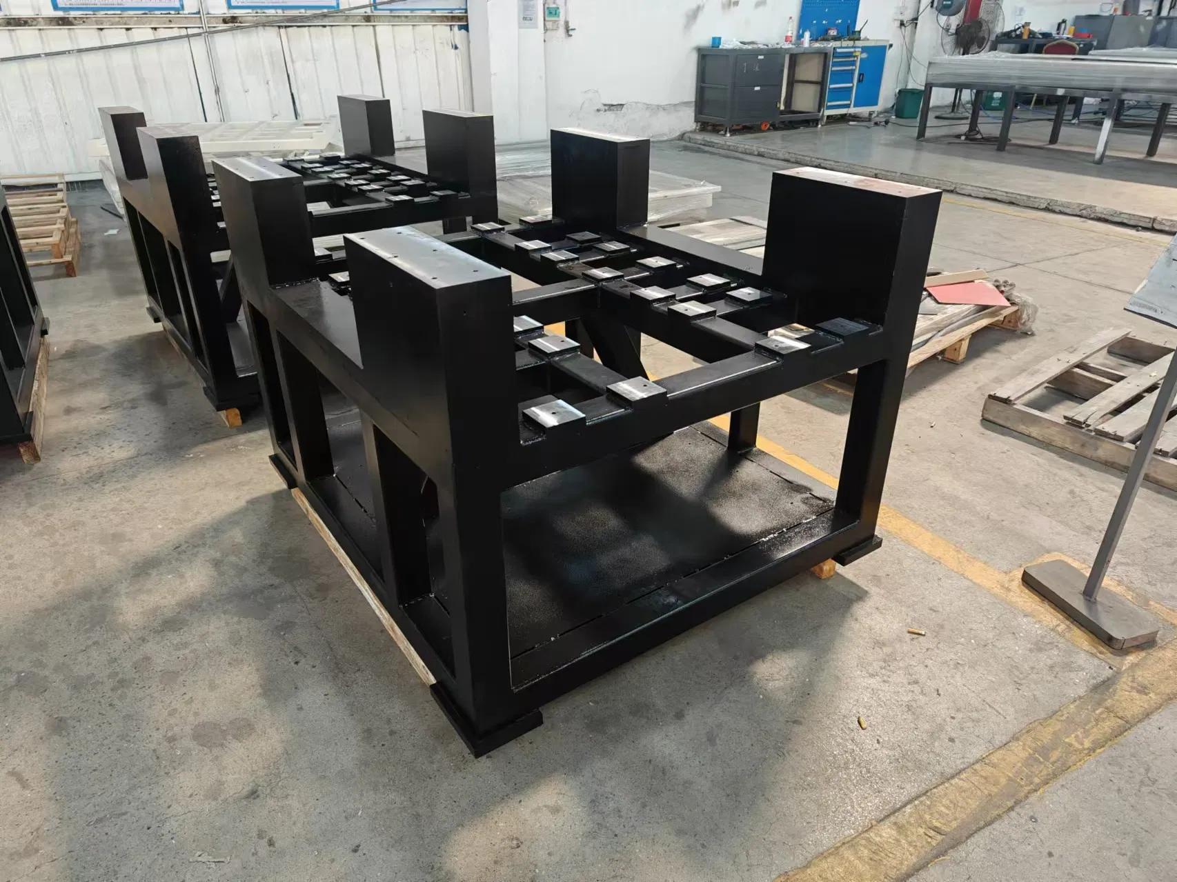 Superior Cast Iron Casting Parts - Precision Machined Metal Fabrication Services