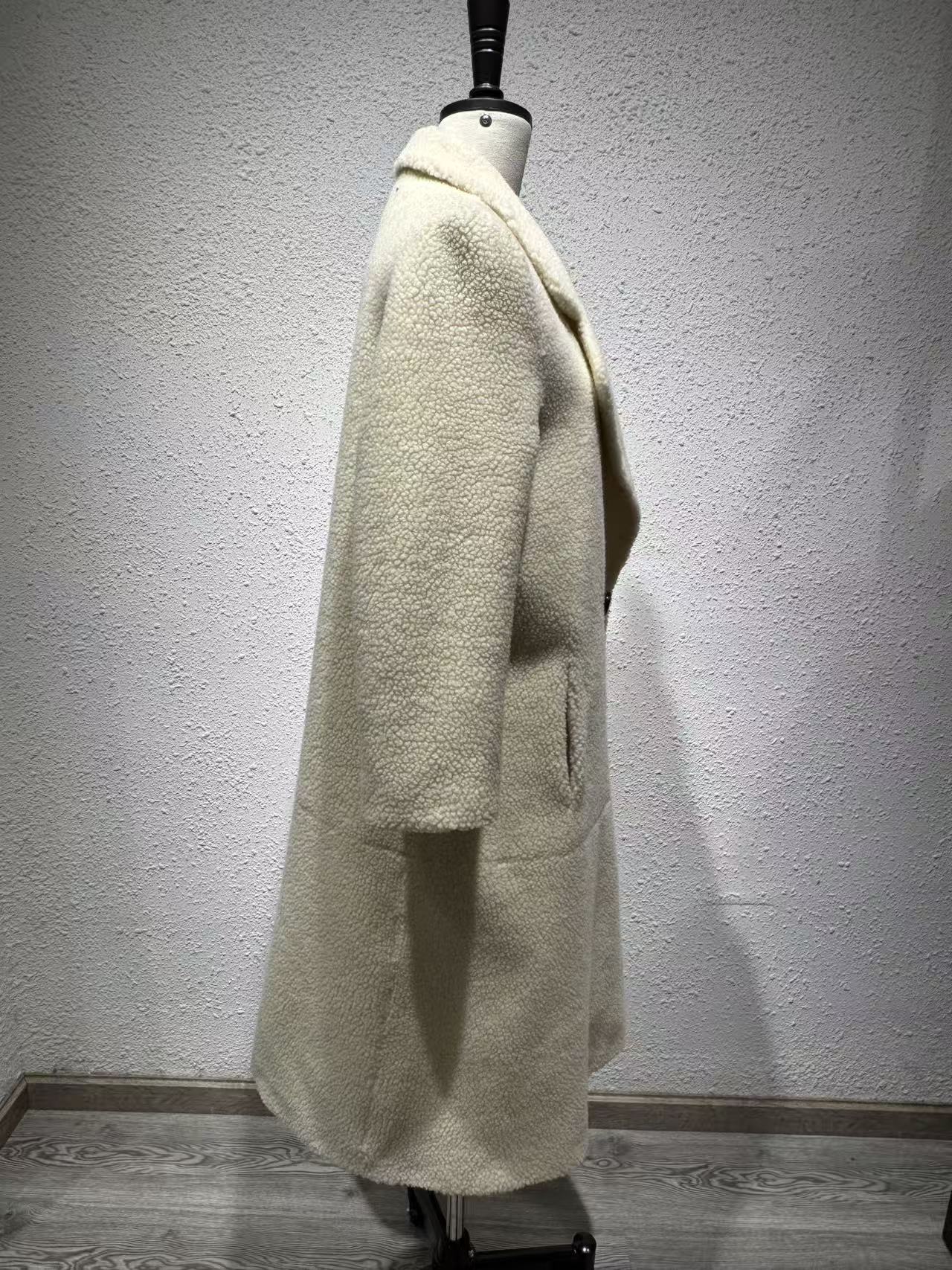 New Women's Long Faux Fur Coat Loose Oversized White Teddy Coat Winter Warm Curly Faux Jacket With Double Breasted Design