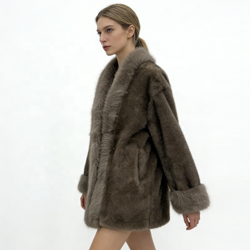 Zeyu Women's Luxury Eco-friendly Faux Fur Coat Woven Single Breasted Fur Collar Cuff Warm Winter Outerwear Hooded Thick ODM /