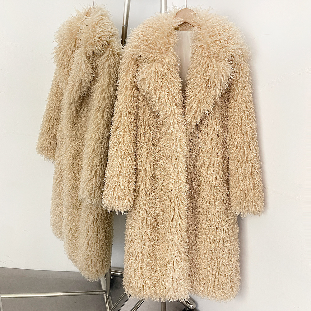 New Autumn/Winter Slim Faux Shearling Fur Coat for Women Long Blazer-Style Coat with Turn-Down Collar Stylish and Warm