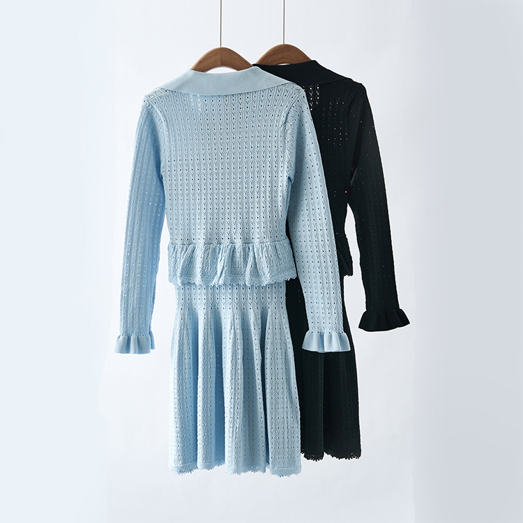 ODM Dress 2025 European and American Autumn and Winter New Fashion Temperament V-Neck Hollow Knitted Slim Fit Dress Women's Wear