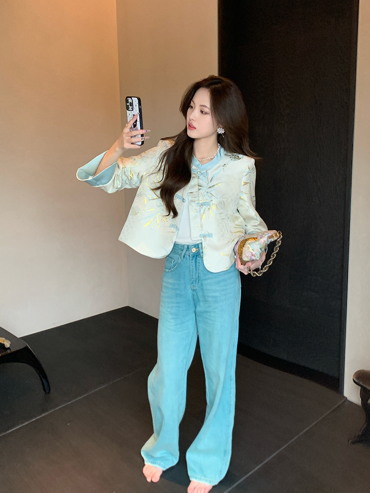 Plus-size New High-end Embroidered Water Pattern Round-neck Button-down Women's Coat