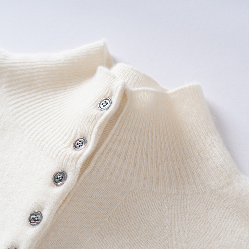 Factory High-quality Women's Sweaters with Customizable Button Embellishments Knitted Casual Style Suitable for Winter Wear
