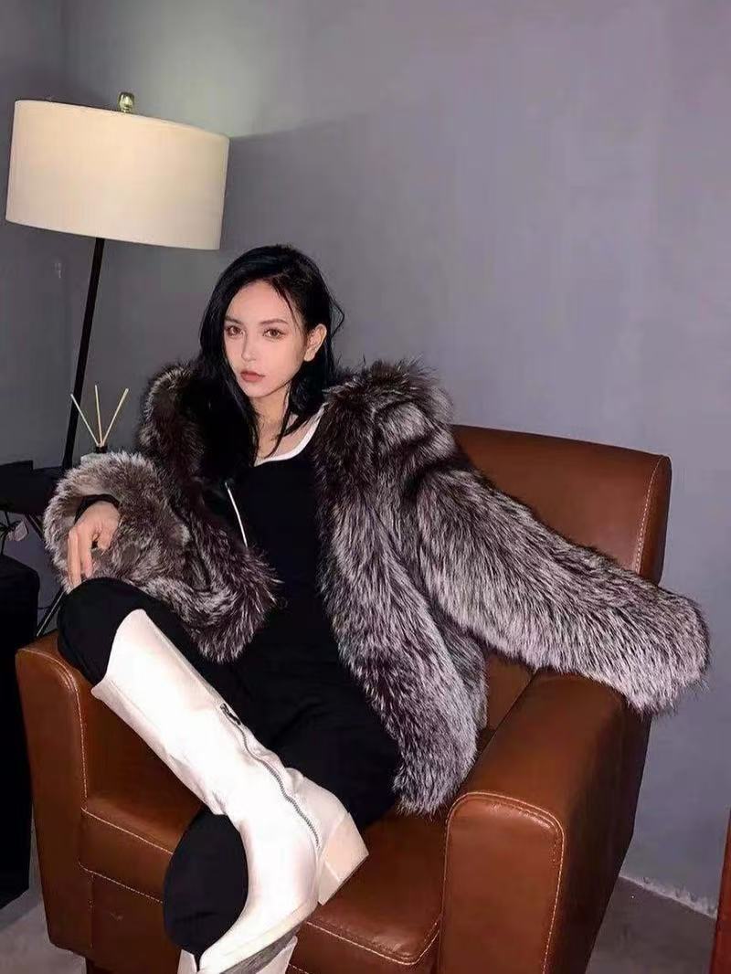 Wholesale Custom Winter New Korean Style Fur Jacket Women's Imitation fox Fur Hooded Warm Coat