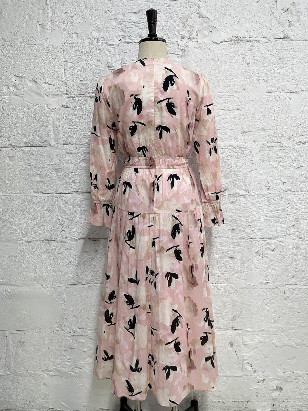 Women's Blush Pink Floral Print Dress with Long Sleeves Cinched Waist Boho Chic Casual Style Clothing for Spring Autumn Winter