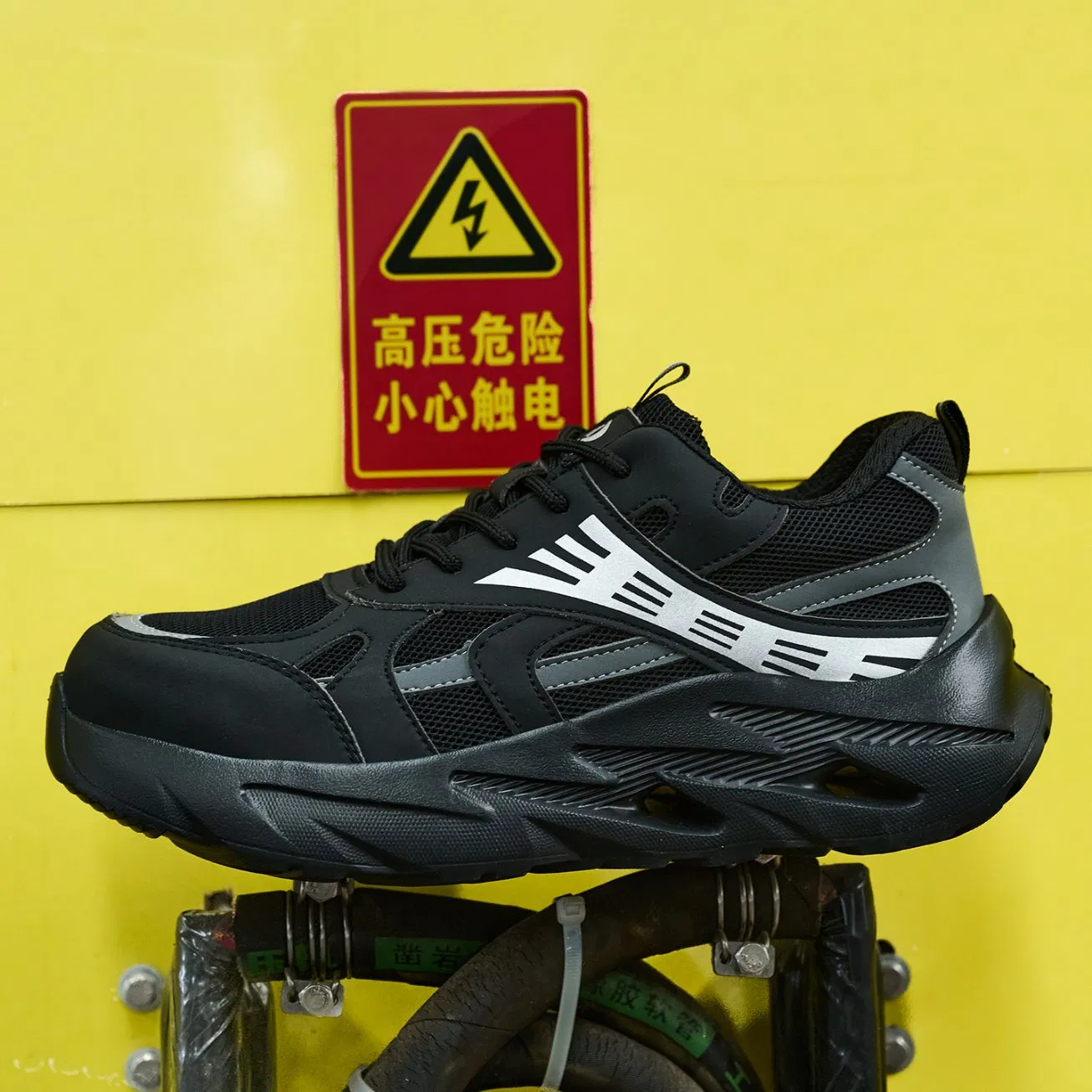 Jy906safety Toe Rubber Boots Reliable Hikin Durable Breathable Safety Footwear