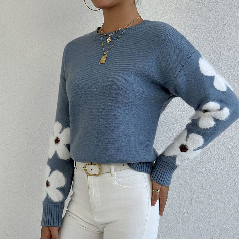2024 Autumn Winter Elegant Flower Jacquard Knitted Pullover for Women with Front Logo Casual Style